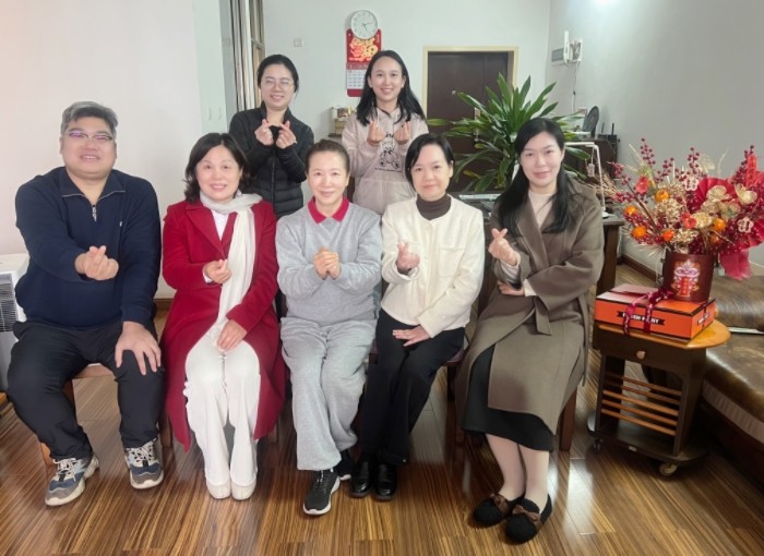 岁寒暖意浓 新春传党情——无码av影片
儿牙与公卫党支部开展春节前走访慰问退休老同志活动 第 1 张