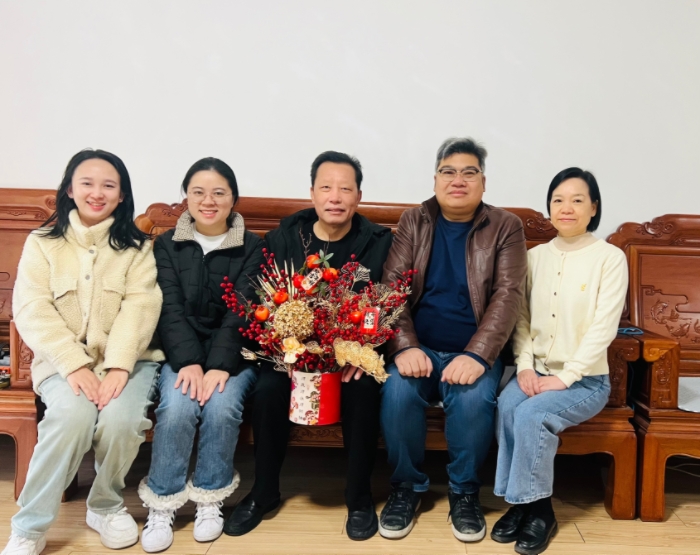 岁寒暖意浓 新春传党情——无码av影片
儿牙与公卫党支部开展春节前走访慰问退休老同志活动 第 2 张