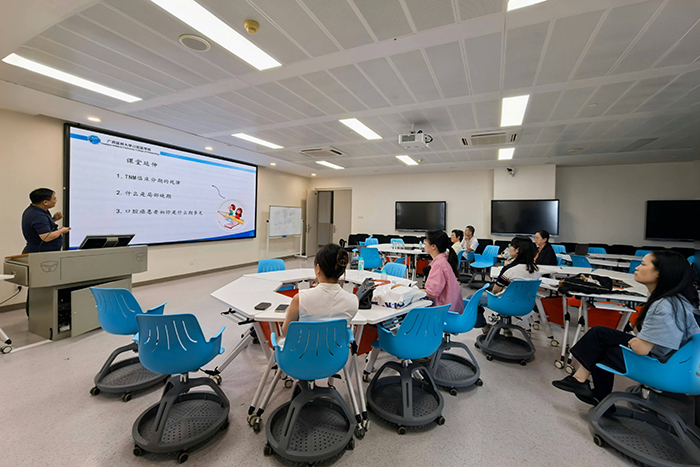 无码av影片
多举措做好新学期开学教学准备工作 第 5 张