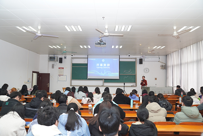 无码av影片
《口腔专业英语》课堂开展口腔医学综述英文演讲汇报会 第 2 张