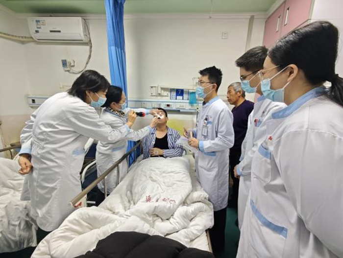 杏林桃李沐延风 初心如炬照征程——无码av影片
教师完成中华口腔医学会西部行志愿服务 第 5 张 杏林桃李沐延风 初心如炬照征程——无码av影片
教师完成中华口腔医学会西部行志愿服务 第 5 张